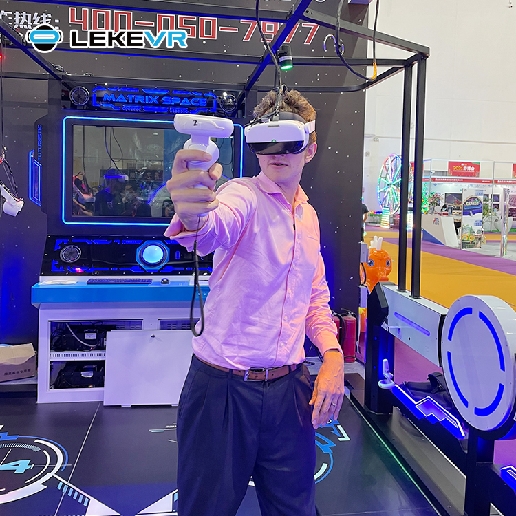 LEKE VR Zone de jeu 4 joueurs Matrix Space Wholsale Vr Walk Zombie Game Simulator Salle de réalité virtuelle